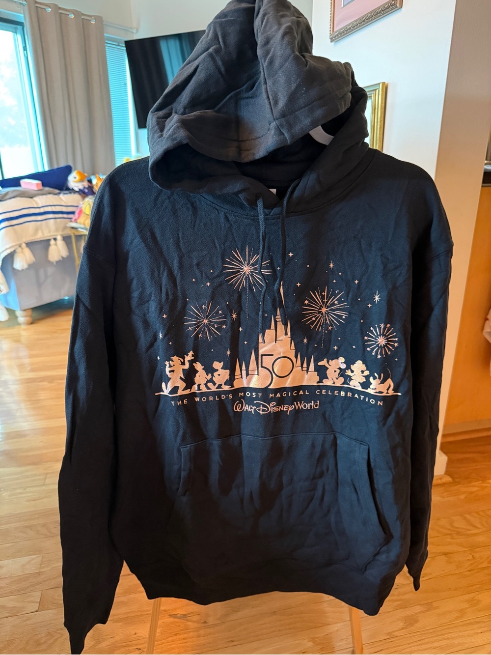 2023 Walt Disney World 50th Anniversary Grand Finale Castle Hoodie Adult M BNWT